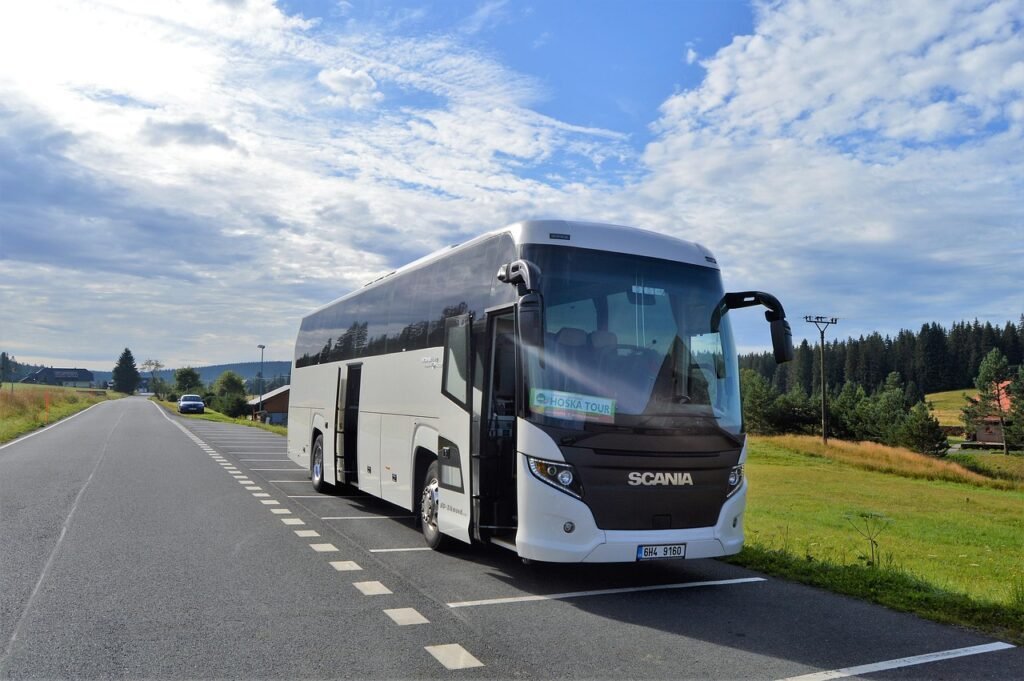 Shuttle bus for CDG to Disneyland Paris Transfer